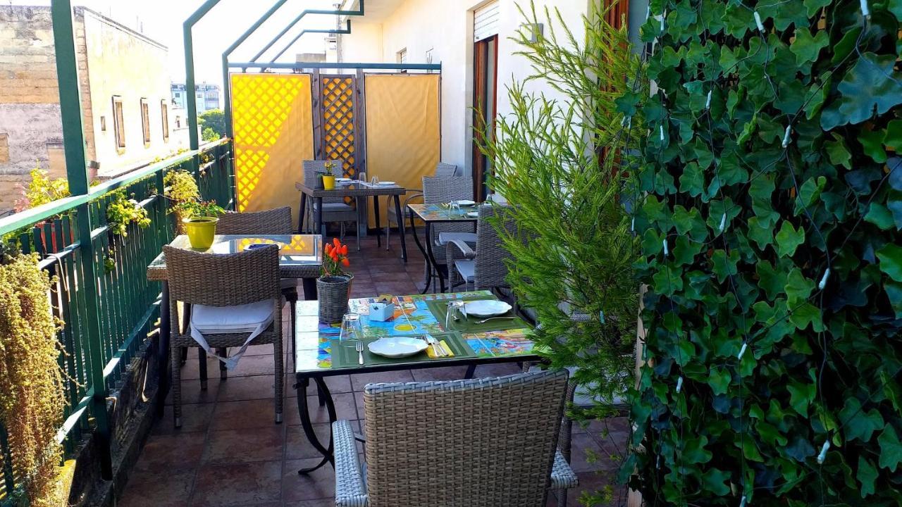 Attico Barocco Bed & Breakfast เลชเช ภายนอก รูปภาพ