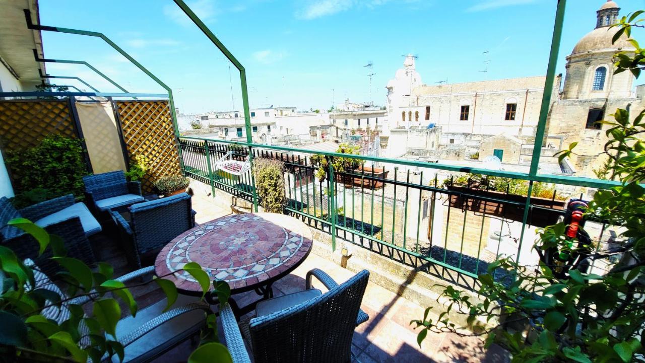 Attico Barocco Bed & Breakfast เลชเช ภายนอก รูปภาพ