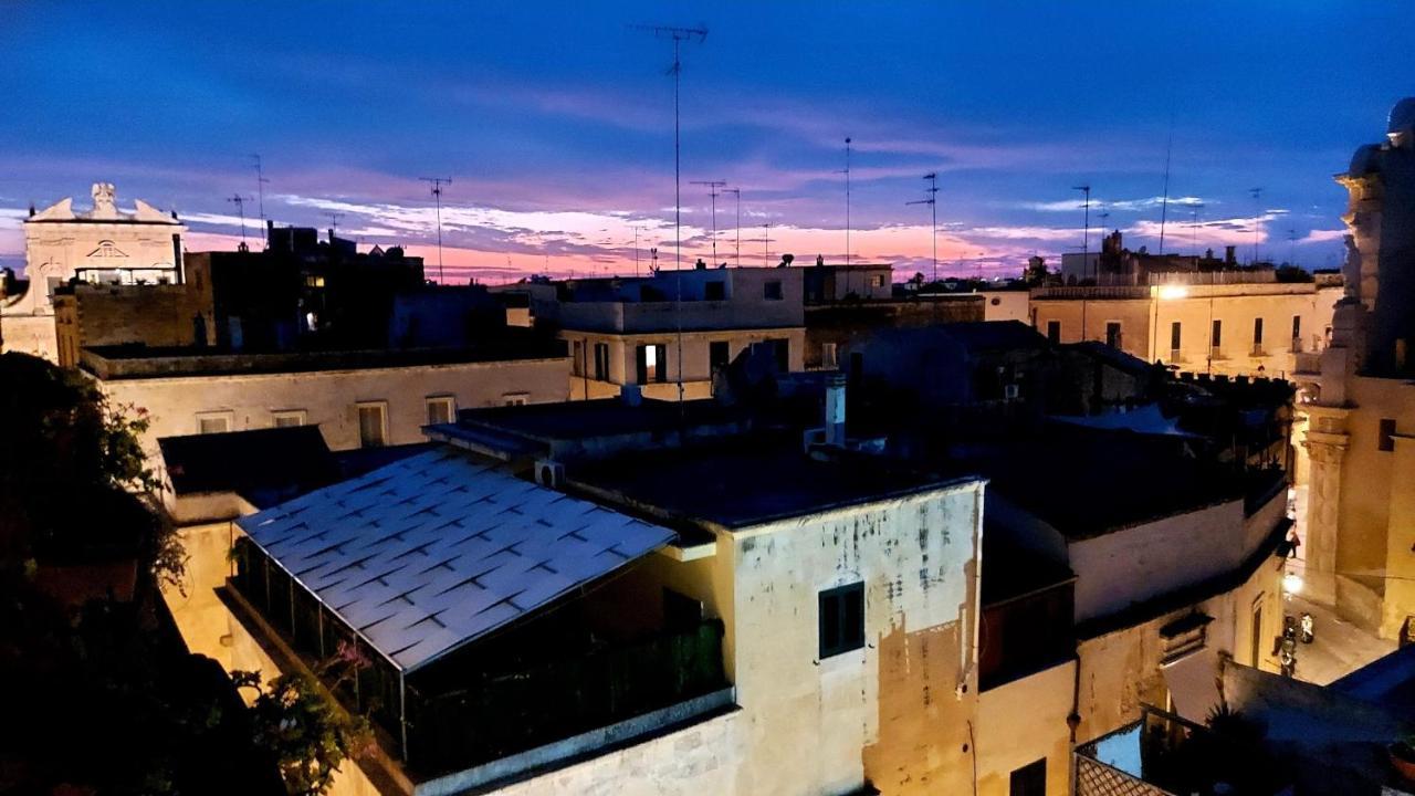Attico Barocco Bed & Breakfast เลชเช ภายนอก รูปภาพ