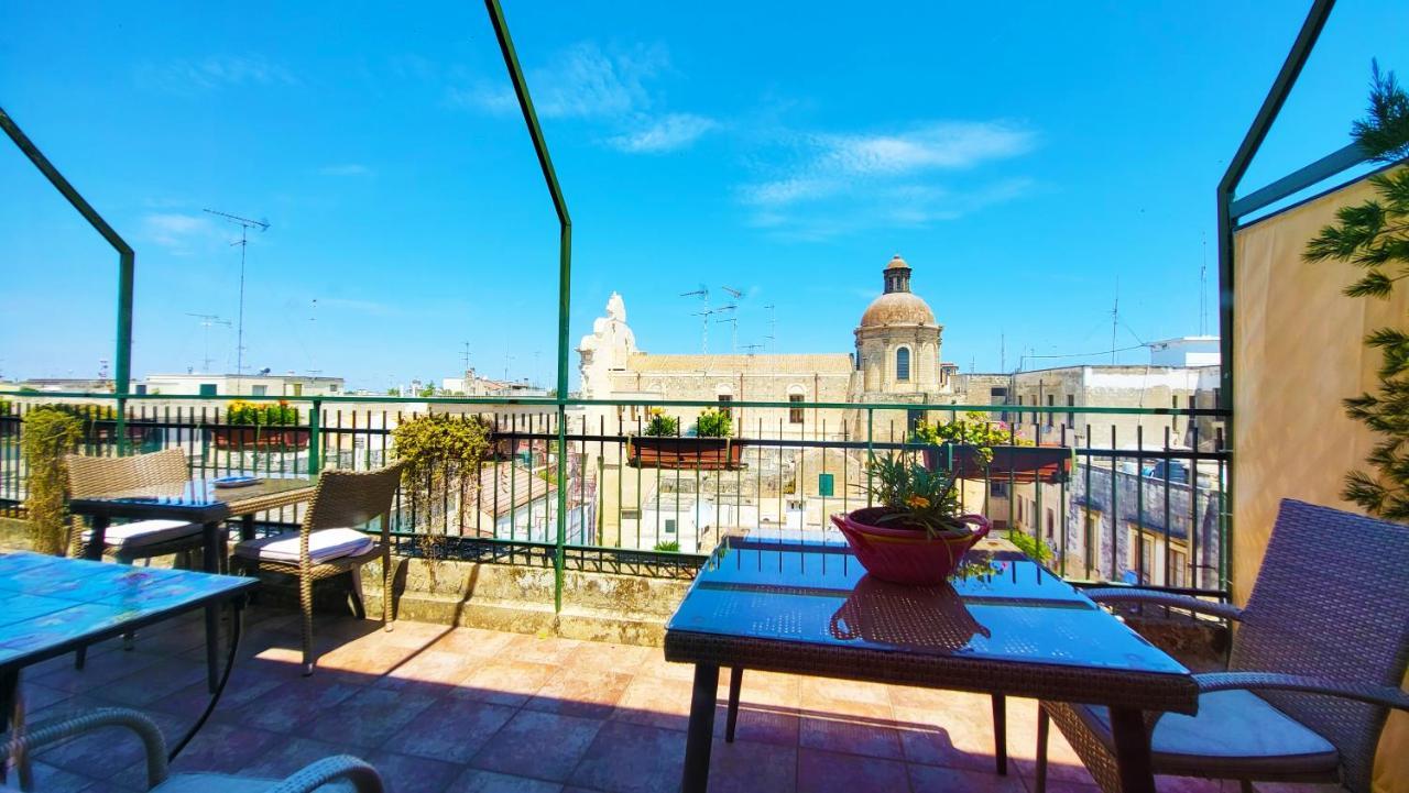 Attico Barocco Bed & Breakfast เลชเช ภายนอก รูปภาพ