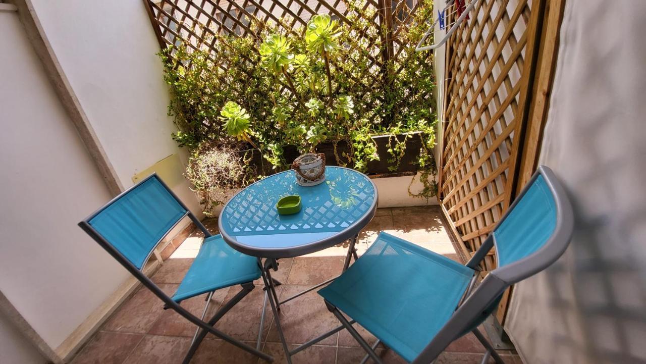 Attico Barocco Bed & Breakfast เลชเช ภายนอก รูปภาพ