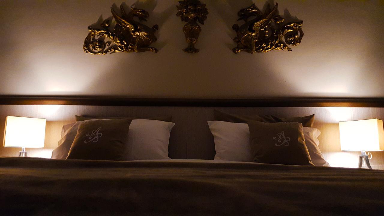 Attico Barocco Bed & Breakfast เลชเช ภายนอก รูปภาพ
