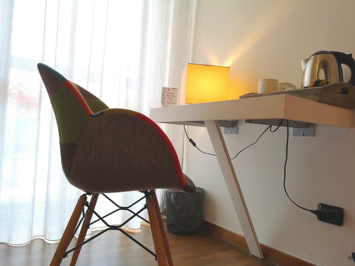 Attico Barocco Bed & Breakfast เลชเช ภายนอก รูปภาพ